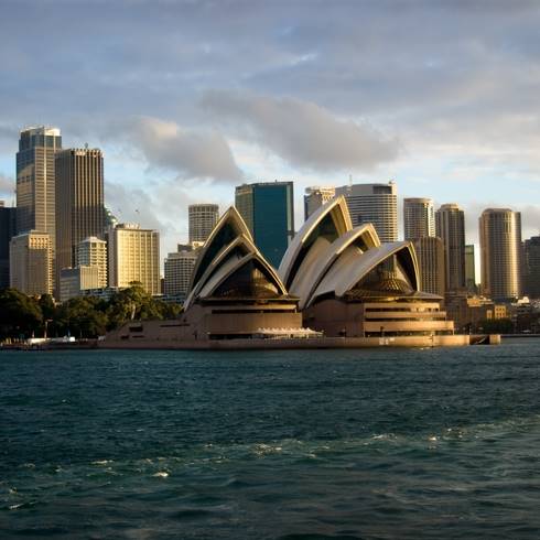 Find clients and sell your products in Australia