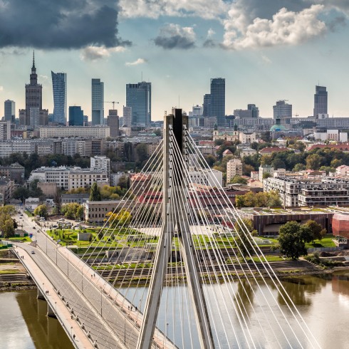 Approvisionnement, sourcing et importation de Pologne